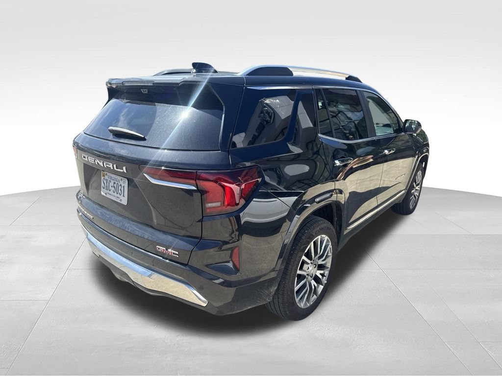 Used 2026 GMC Terrain Denali AWD/4WD image 4