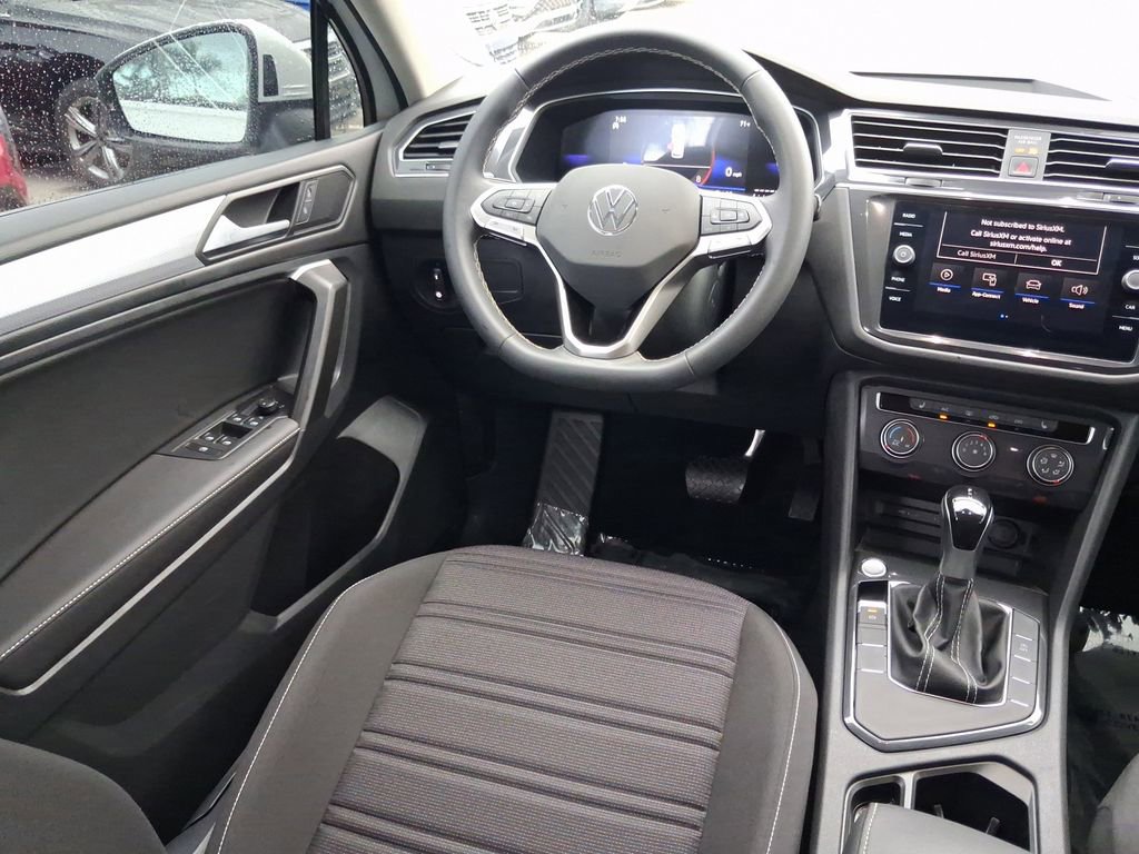 Used 2024 Volkswagen Tiguan S image 10