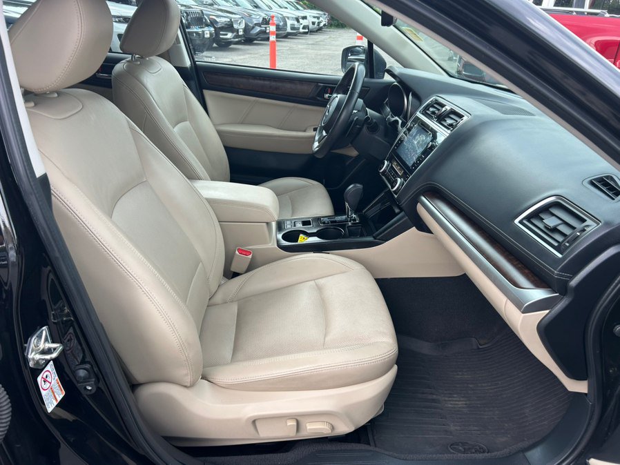 Used 2018 Subaru Outback 3.6R Limited AWD/4WD image 22
