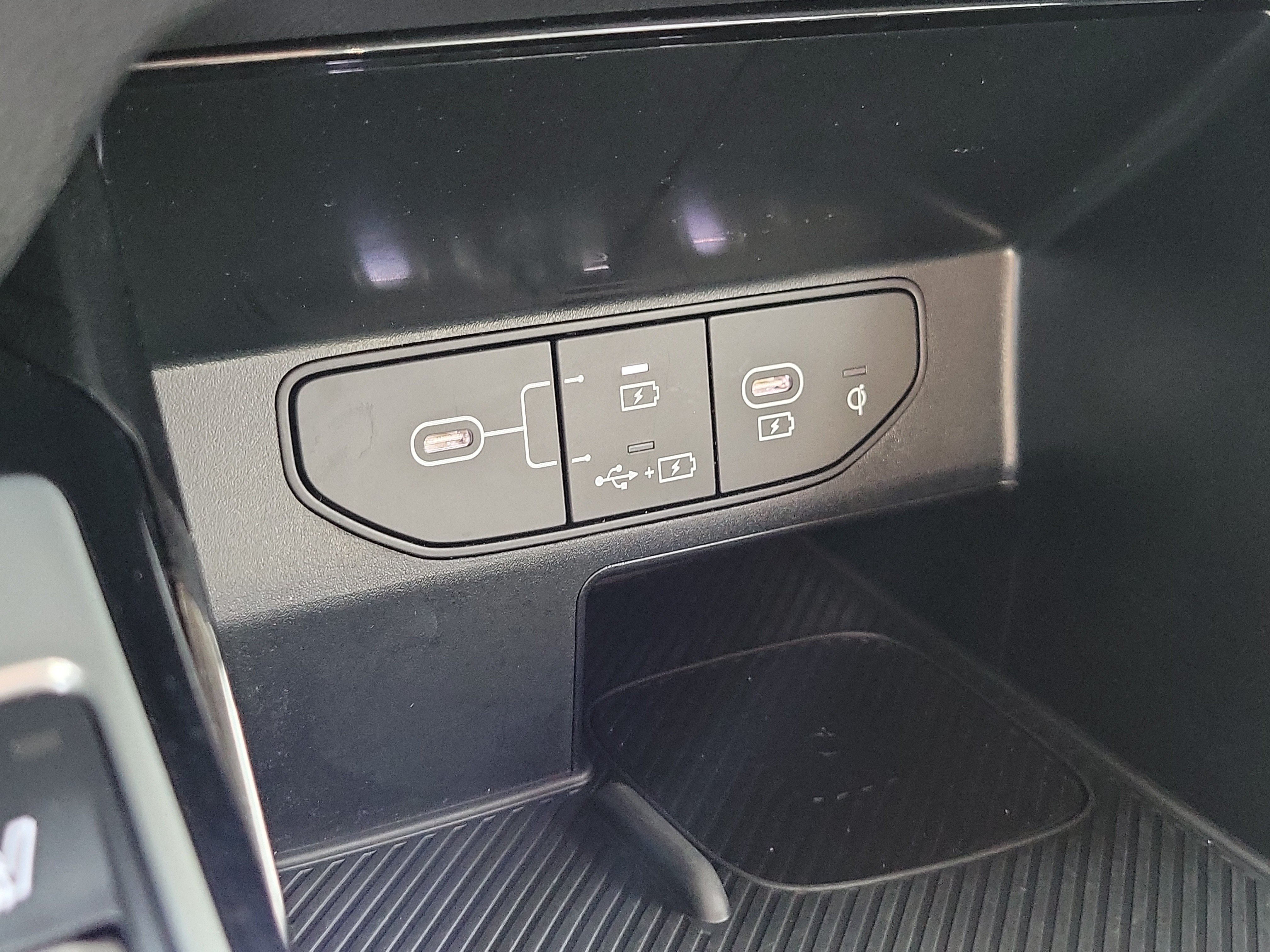 Certified 2026 Kia Sorento SX FWD image 35