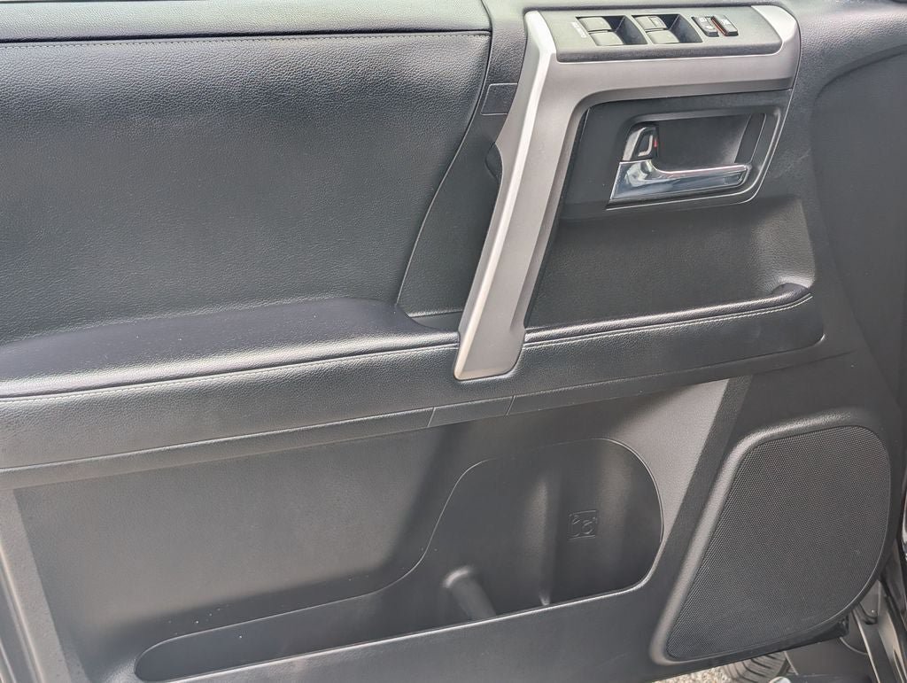 Certified 2020 Toyota 4Runner SR5 Premium w/ Moonroof Package AWD/4WD image 8