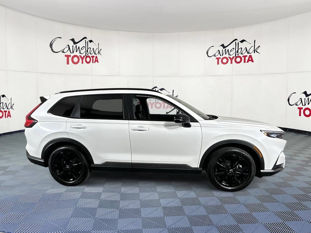Used 2026 Honda CR-V Sport Touring image 8