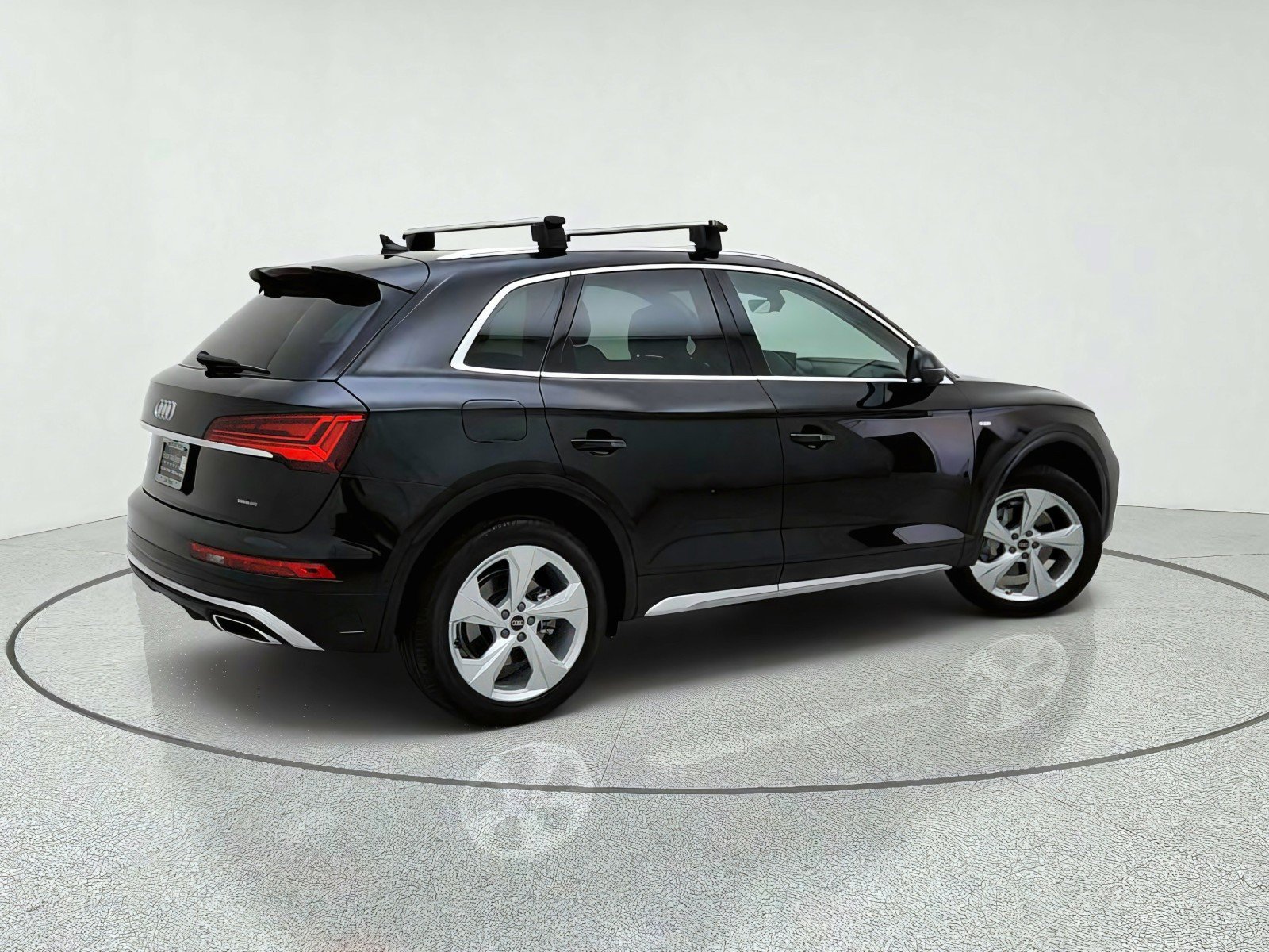 Used 2025 Audi Q5 2.0T Premium Plus w/ Premium Plus Package AWD/4WD image 8