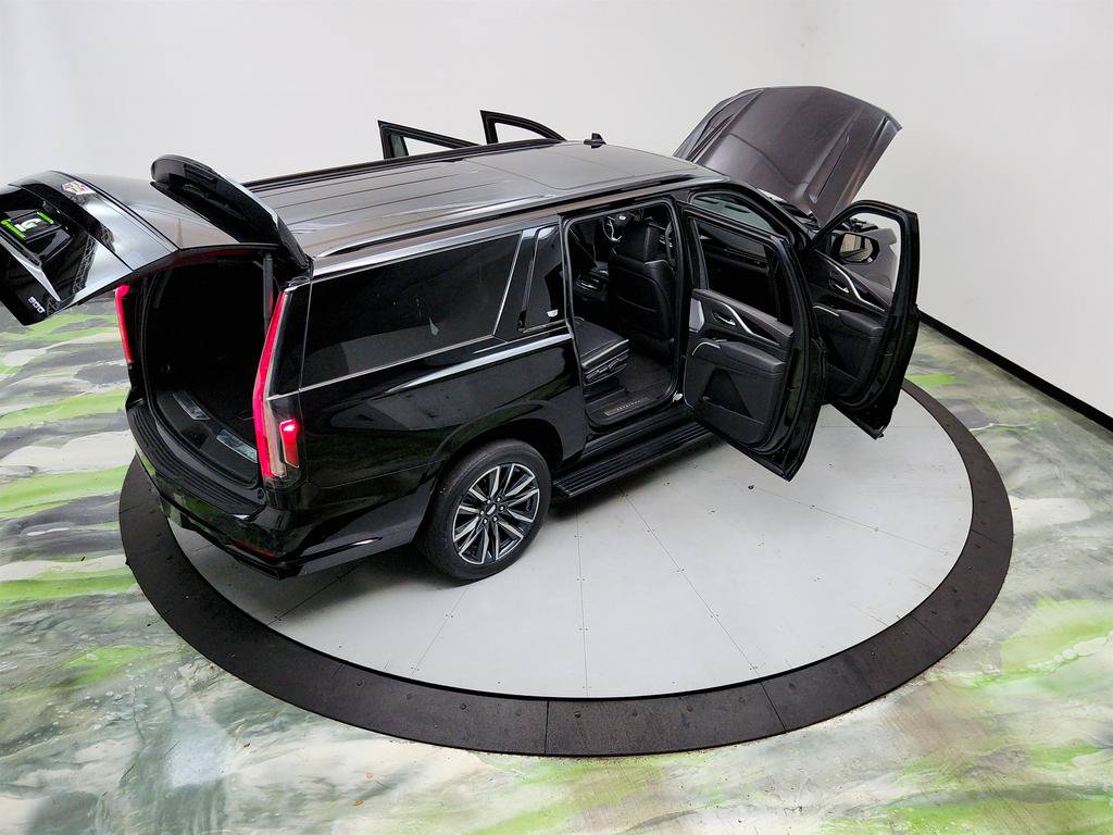 Used 2022 Cadillac Escalade ESV Sport w/ Touring Package AWD/4WD image 40
