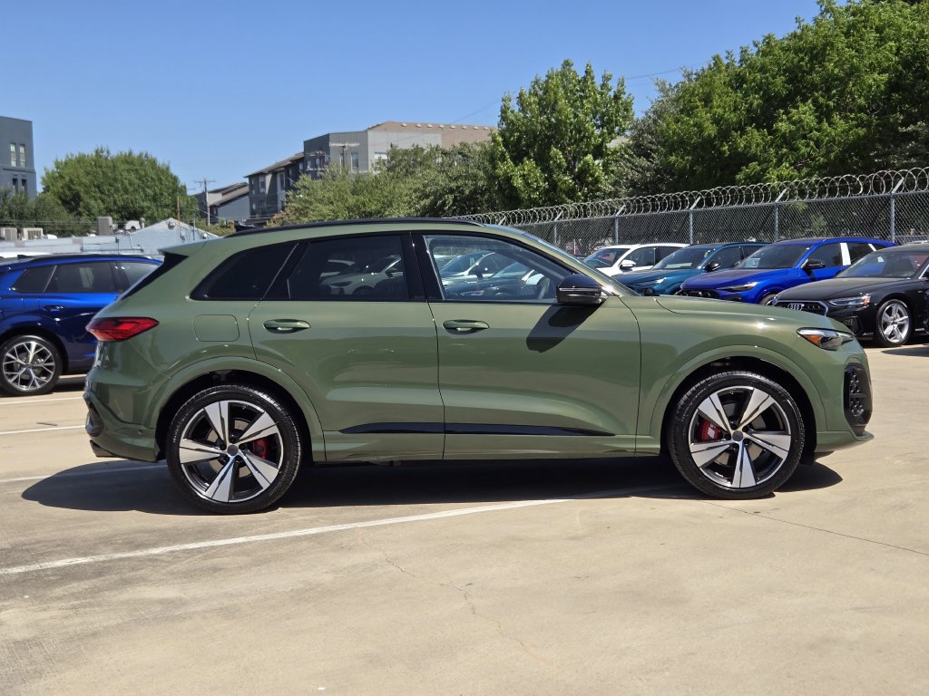 New 2026 Audi SQ5 Prestige AWD/4WD image 7