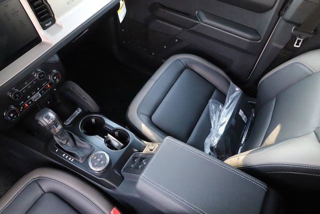 New 2026 Ford Bronco Outer Banks w/ Sasquatch Package image 28