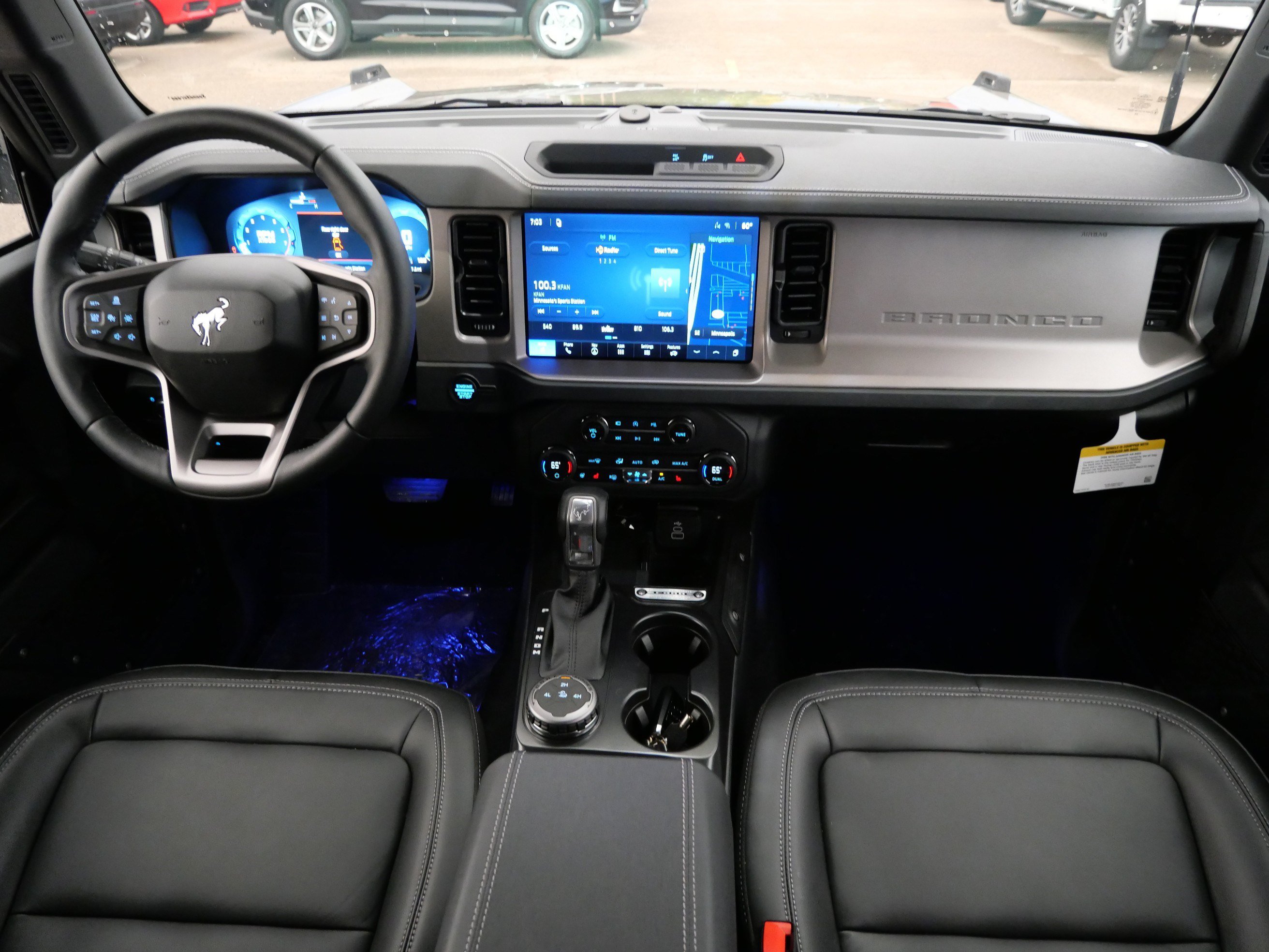Used 2026 Ford Bronco Outer Banks AWD/4WD image 10
