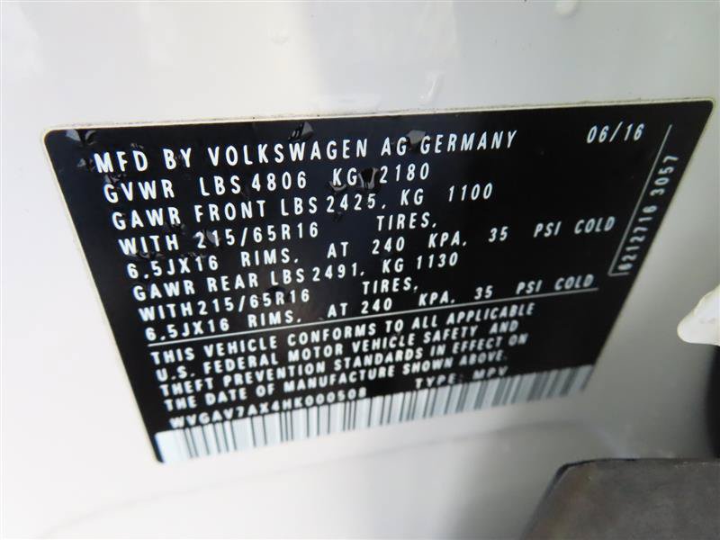 Used 2017 Volkswagen Tiguan S FWD image 38