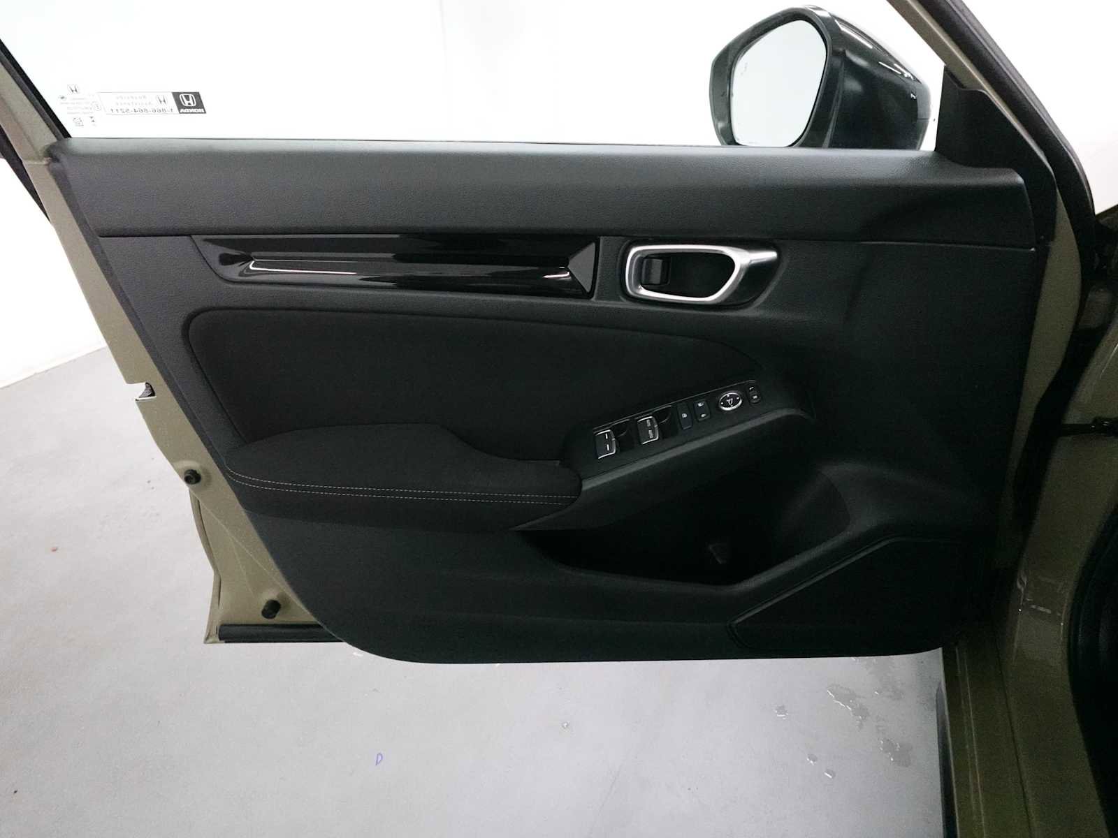 Used 2025 Honda Civic Sport image 10