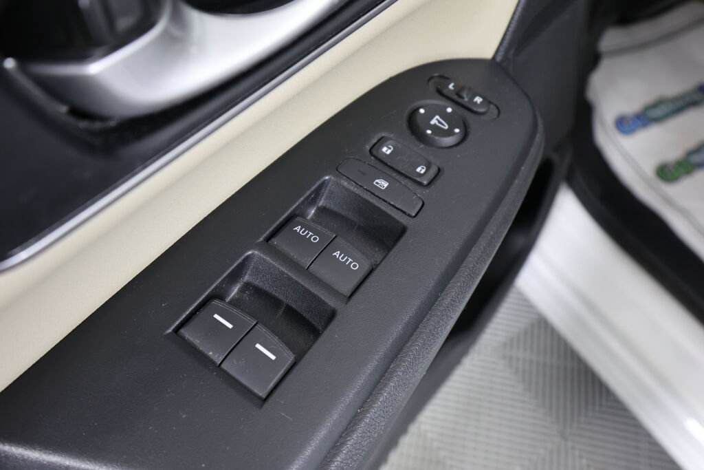 Used 2022 Honda CR-V Touring image 31