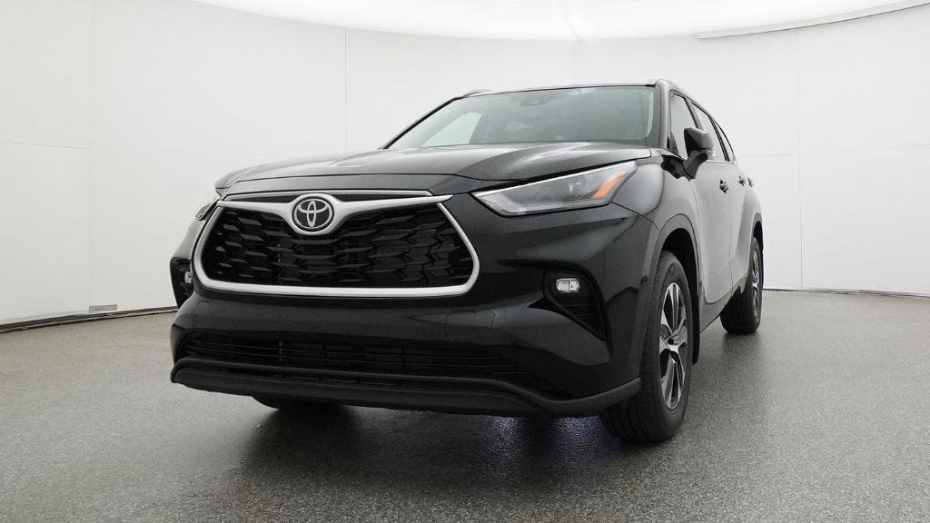 New 2026 Toyota Highlander XLE image 11