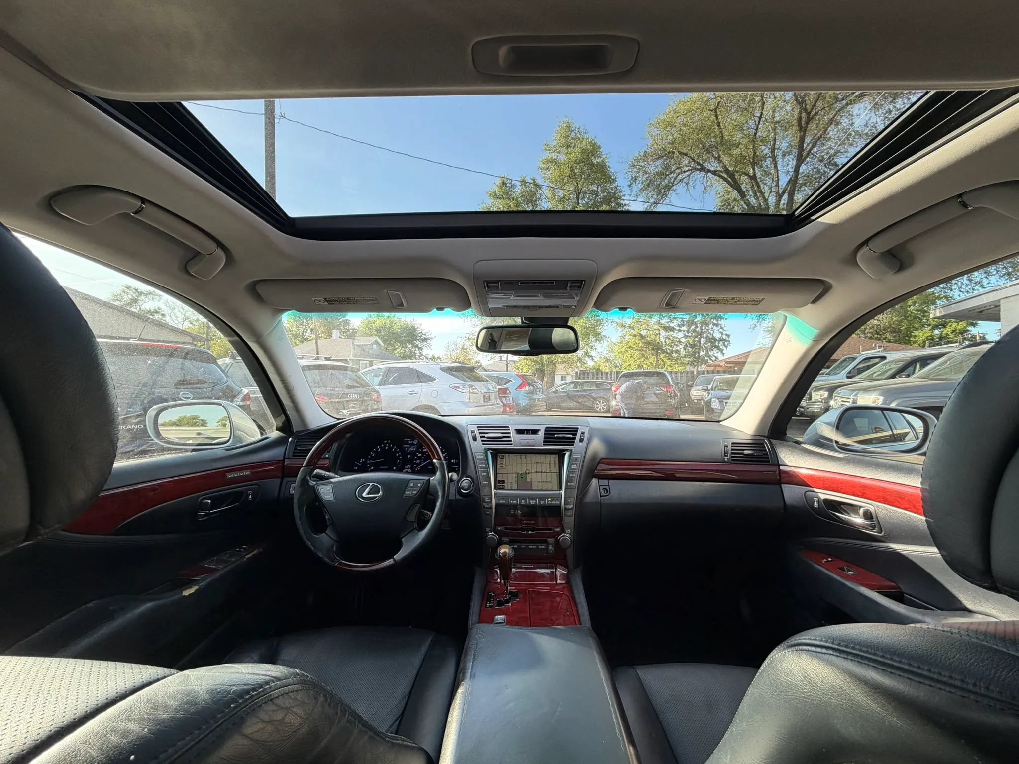 Used 2008 Lexus LS 460 RWD image 2