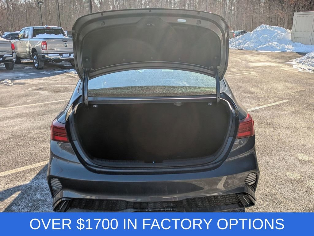 Used 2023 Kia Forte GT-Line w/ GT-Line Premium Package image 21