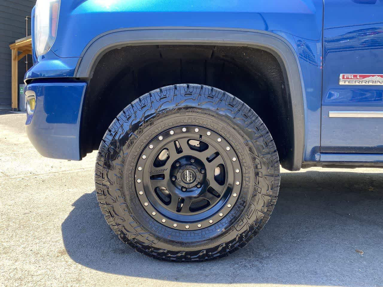 Used 2016 GMC Sierra 1500 SLE w/ All-Terrain Package AWD/4WD image 11