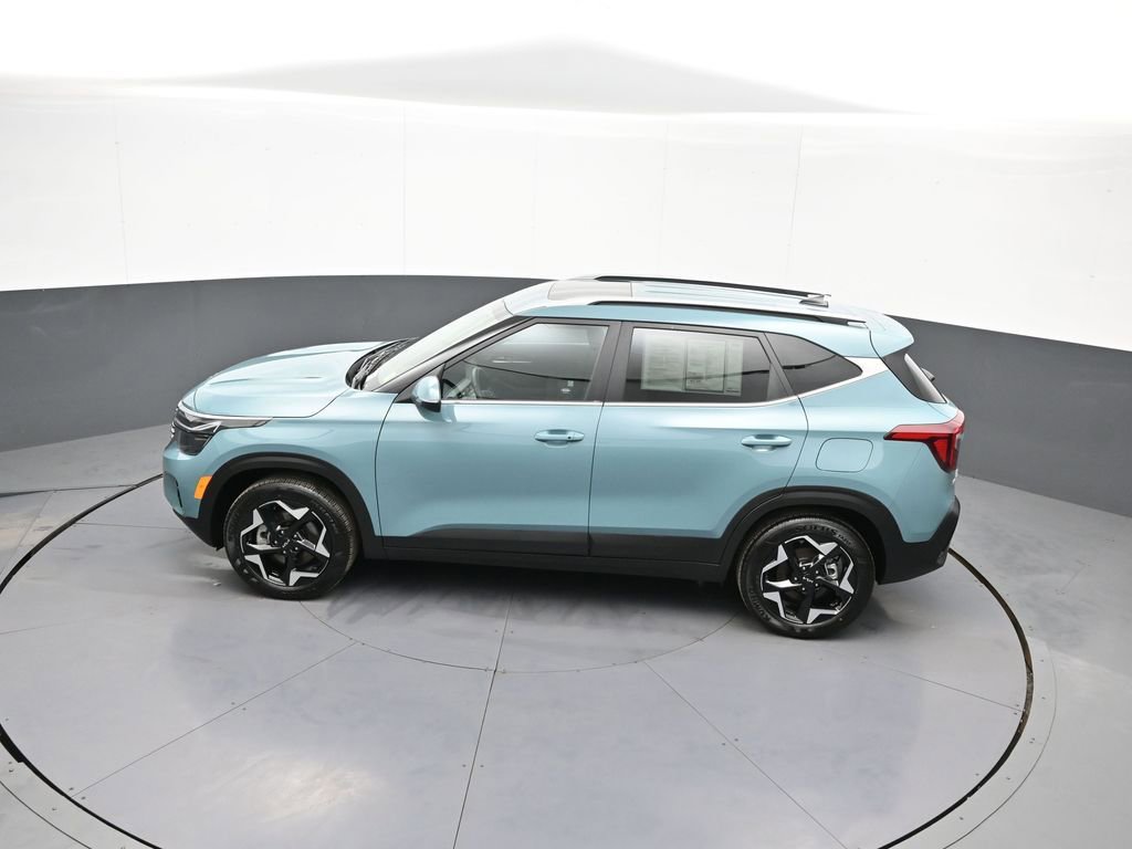 Certified 2025 Kia Seltos EX w/ EX Sunroof Package image 42