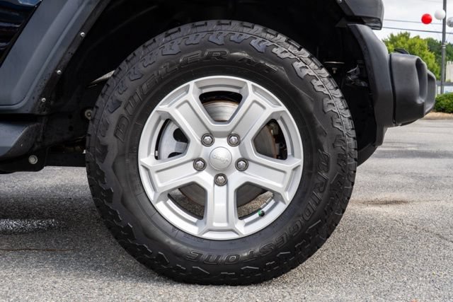 Used 2022 Jeep Wrangler Unlimited Sport w/ Sun And Sound Package AWD/4WD image 32