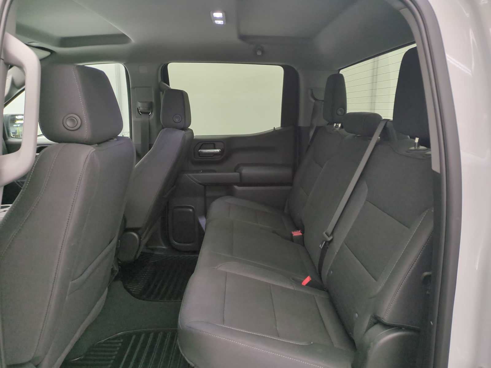 New 2025 Chevrolet Silverado 1500 Custom image 18