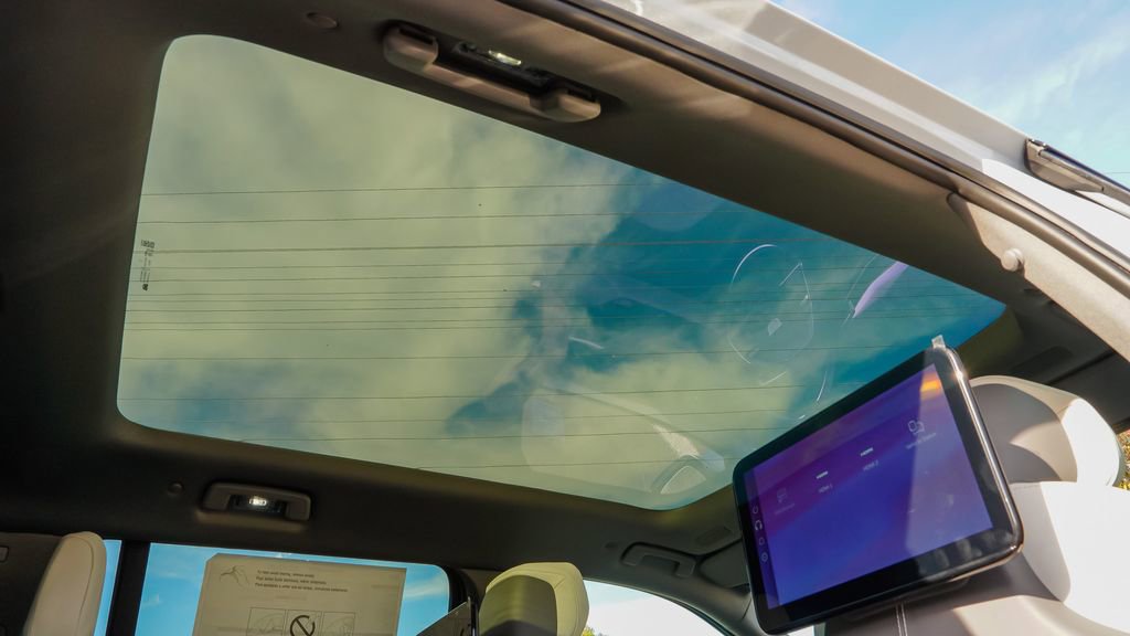 New 2026 Cadillac Escalade IQL Sport 1 image 13