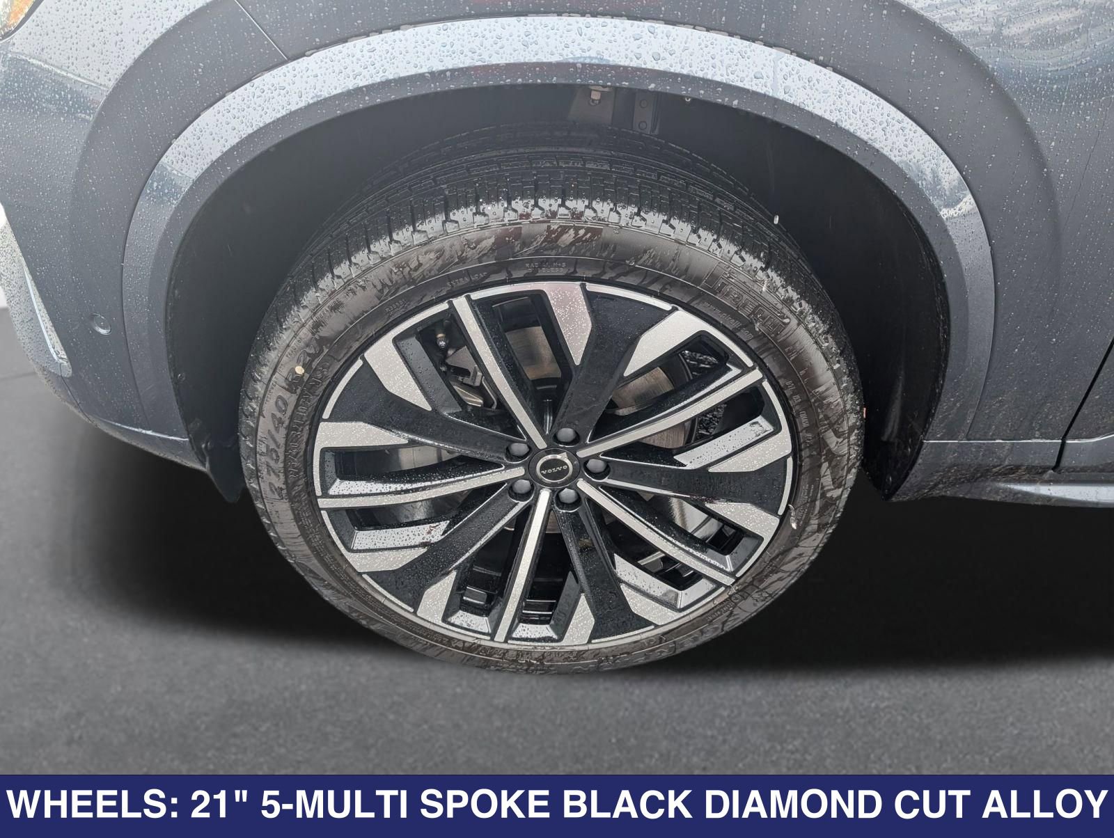 New 2026 Volvo XC90 B5 Ultra w/ Protection Package Premier AWD/4WD image 32