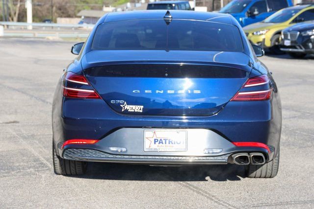 Used 2023 Genesis G70 2.0T image 4