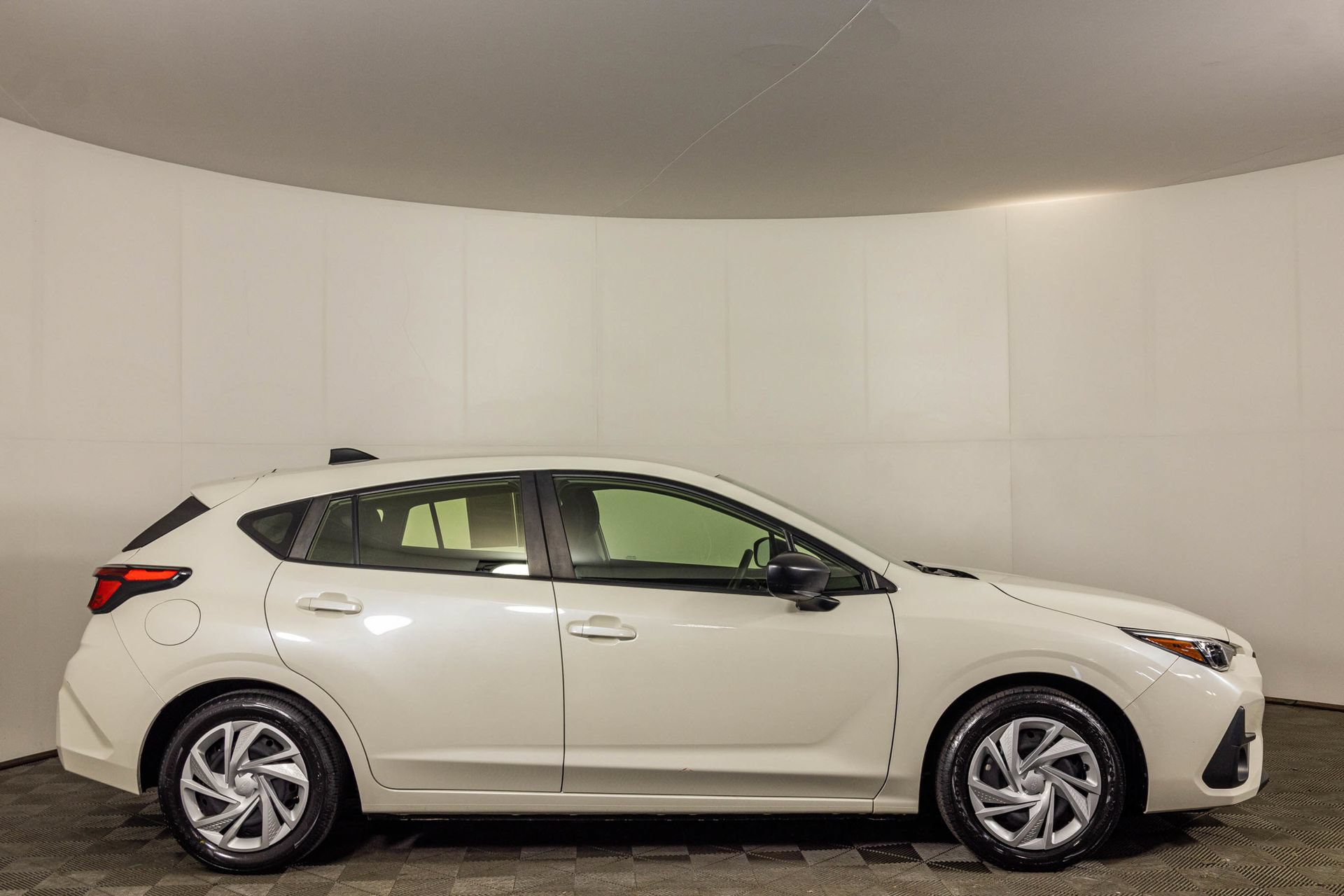Used 2024 Subaru Impreza 2.0i AWD/4WD image 11