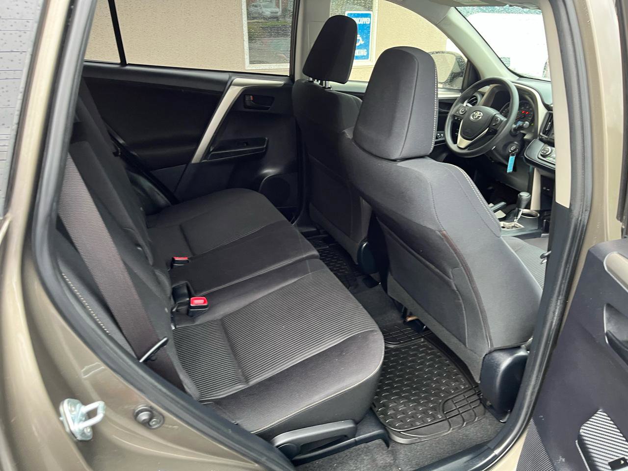 Used 2013 Toyota RAV4 XLE AWD/4WD image 26