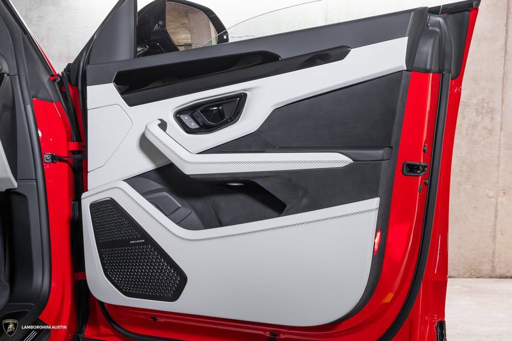 New 2025 Lamborghini Urus SE AWD/4WD image 43