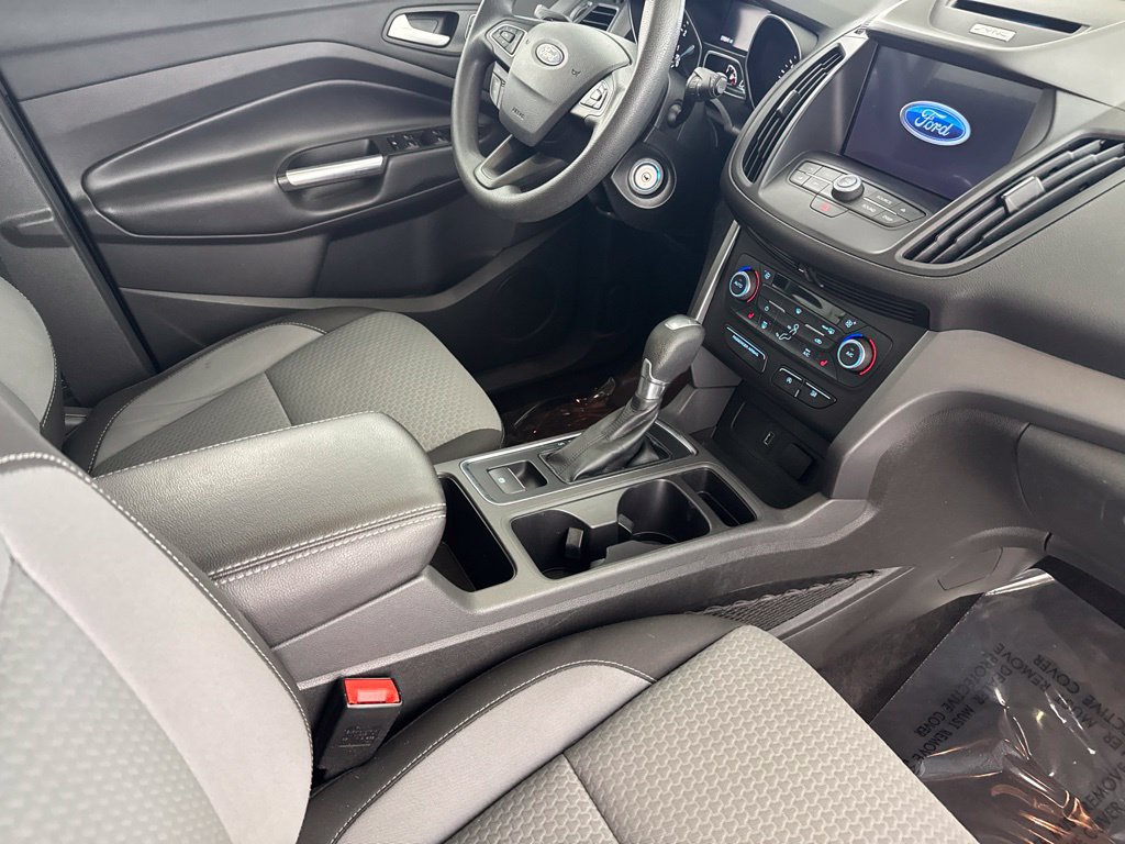 Used 2017 Ford Escape SE w/ Equipment Group 201A FWD image 23