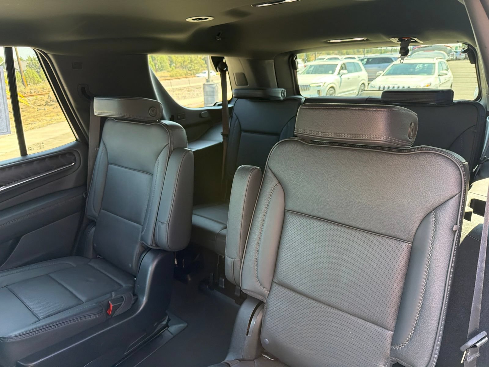 Used 2022 GMC Yukon Denali AWD/4WD image 22