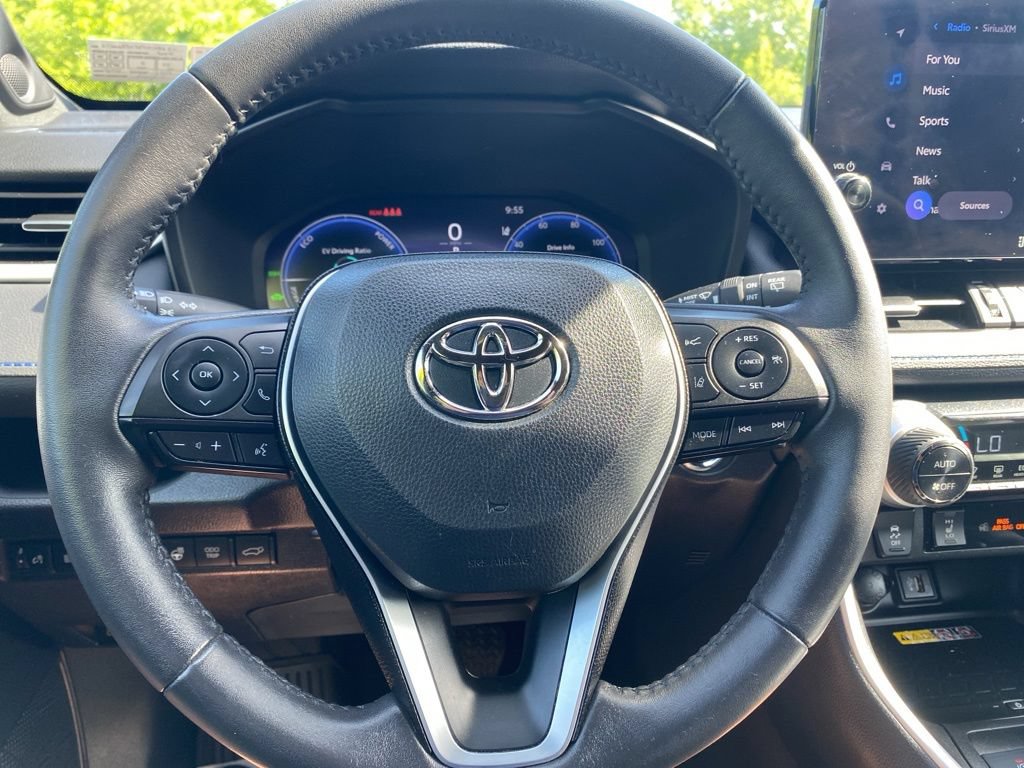 Used 2023 Toyota RAV4 XSE AWD/4WD image 33