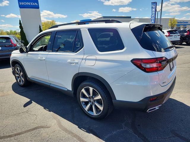 Used 2025 Honda Pilot Elite image 4