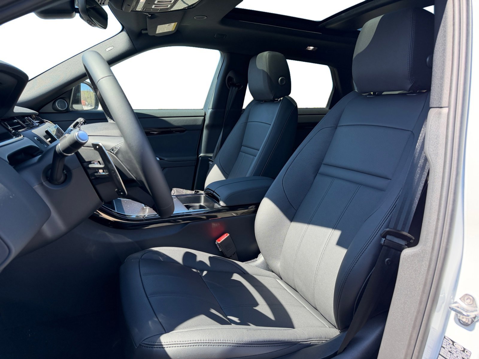 New 2026 Land Rover Range Rover Evoque Dynamic SE image 10