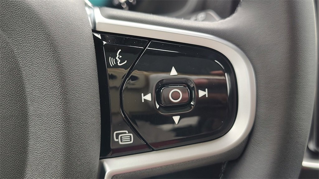 New 2026 Volvo XC90 B6 Ultra image 16