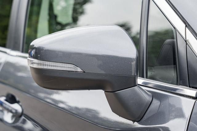 Used 2022 Subaru Ascent Limited image 17