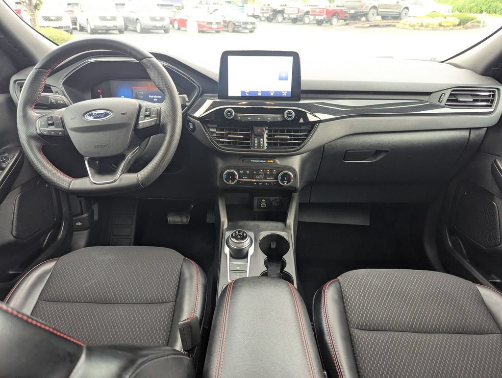 Used 2025 Ford Escape ST-Line Select AWD/4WD image 21