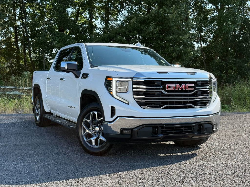 Used 2023 GMC Sierra 1500 SLT w/ SLT Premium Package image 12
