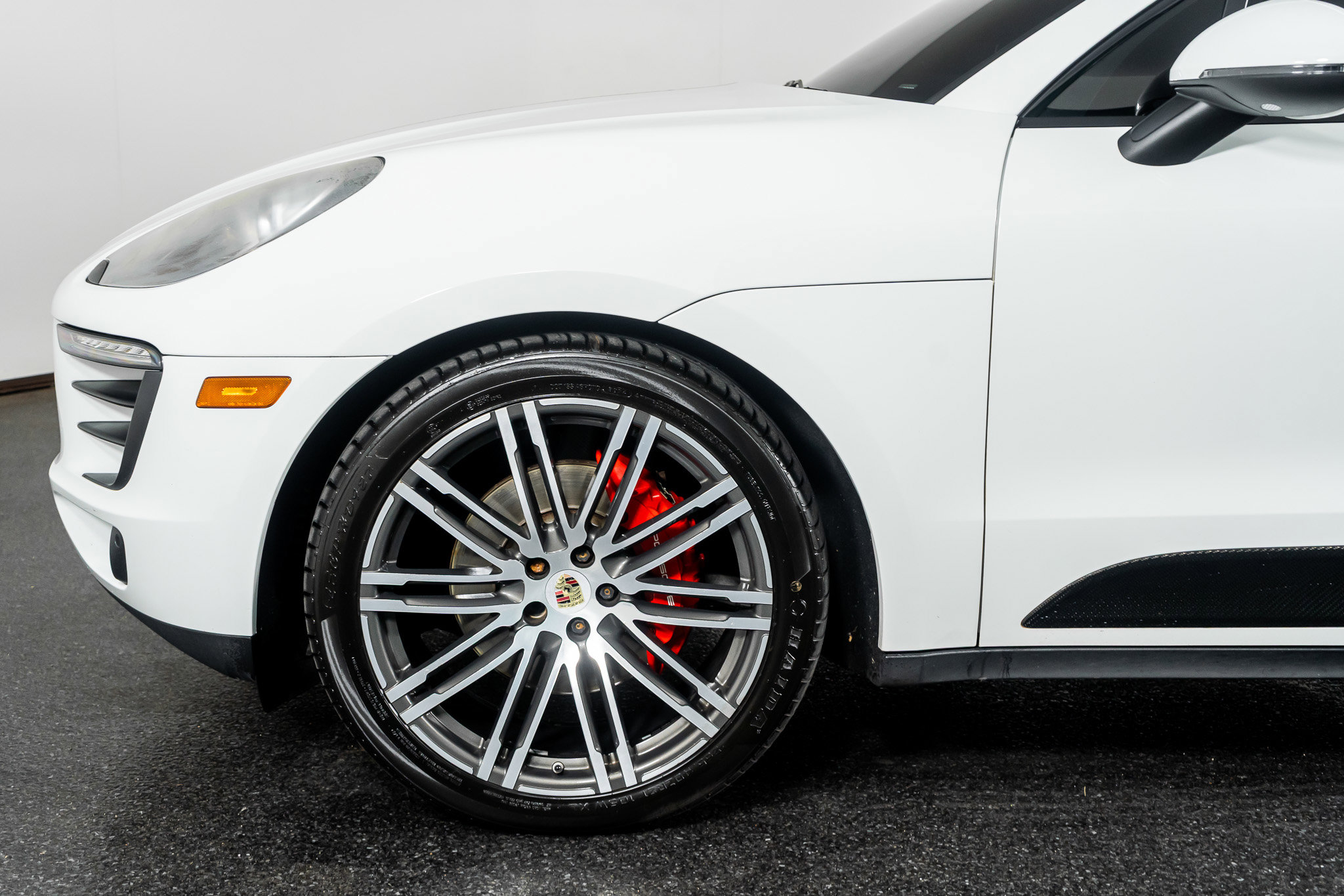 Used 2017 Porsche Macan S image 19