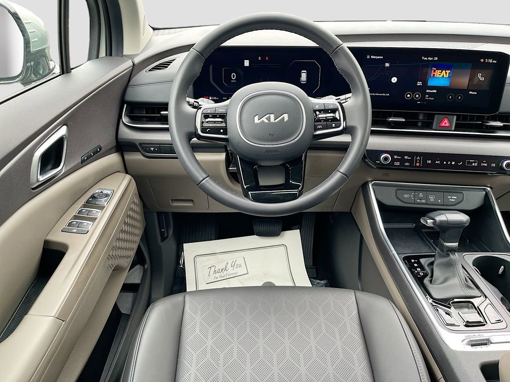 Certified 2025 Kia Carnival SX FWD image 29