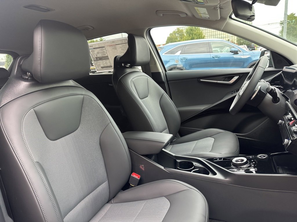 New 2025 Kia Niro Wind w/ Wind Preserve Package image 15