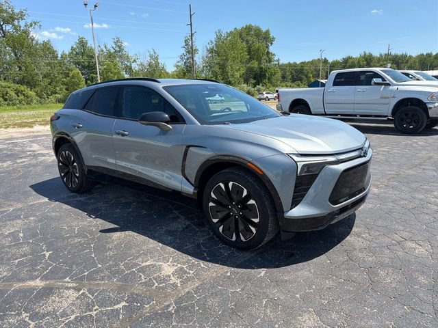 Used 2024 Chevrolet Blazer EV RS AWD/4WD image 11