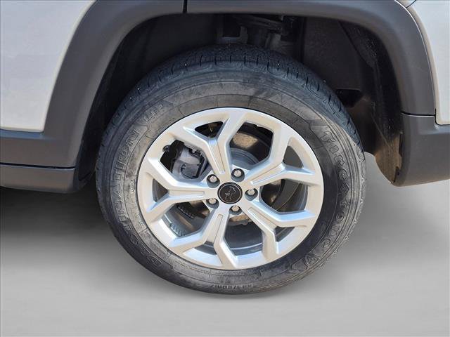 Certified 2025 Jeep Compass Sport AWD/4WD image 7
