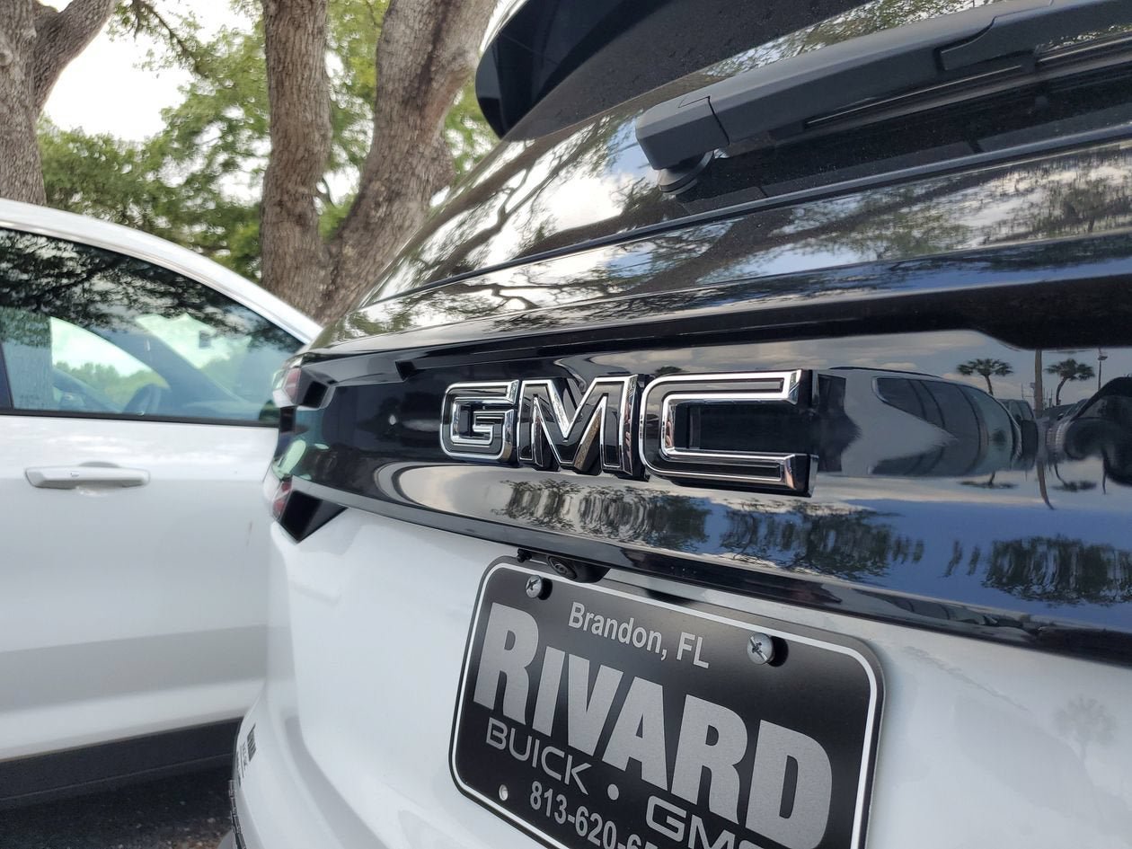 New 2026 GMC Acadia Elevation w/ Black Edition FWD image 7