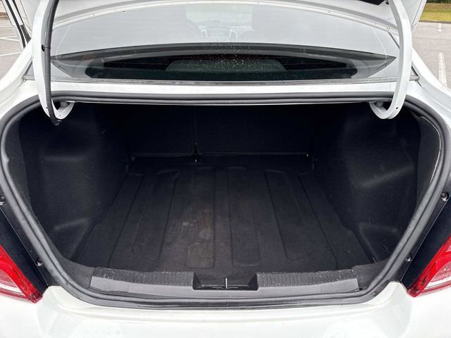 Used 2020 Chevrolet Sonic LT w/ Convenience Package image 30