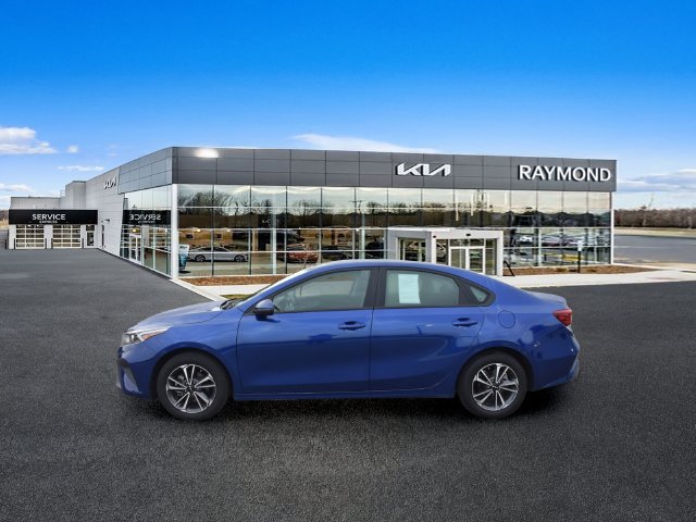 Used 2024 Kia Forte LXS w/ LXS Technology Package FWD image 6
