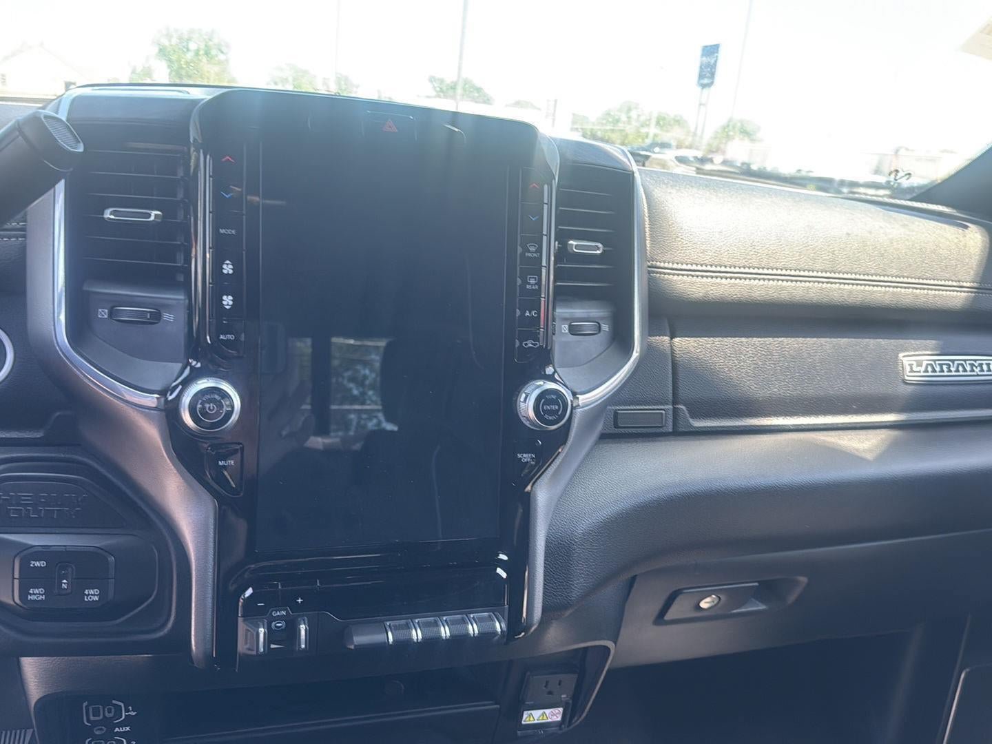 Used 2026 RAM 2500 Laramie AWD/4WD image 10
