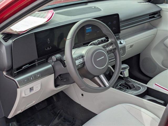Used 2025 Hyundai Kona SEL image 10