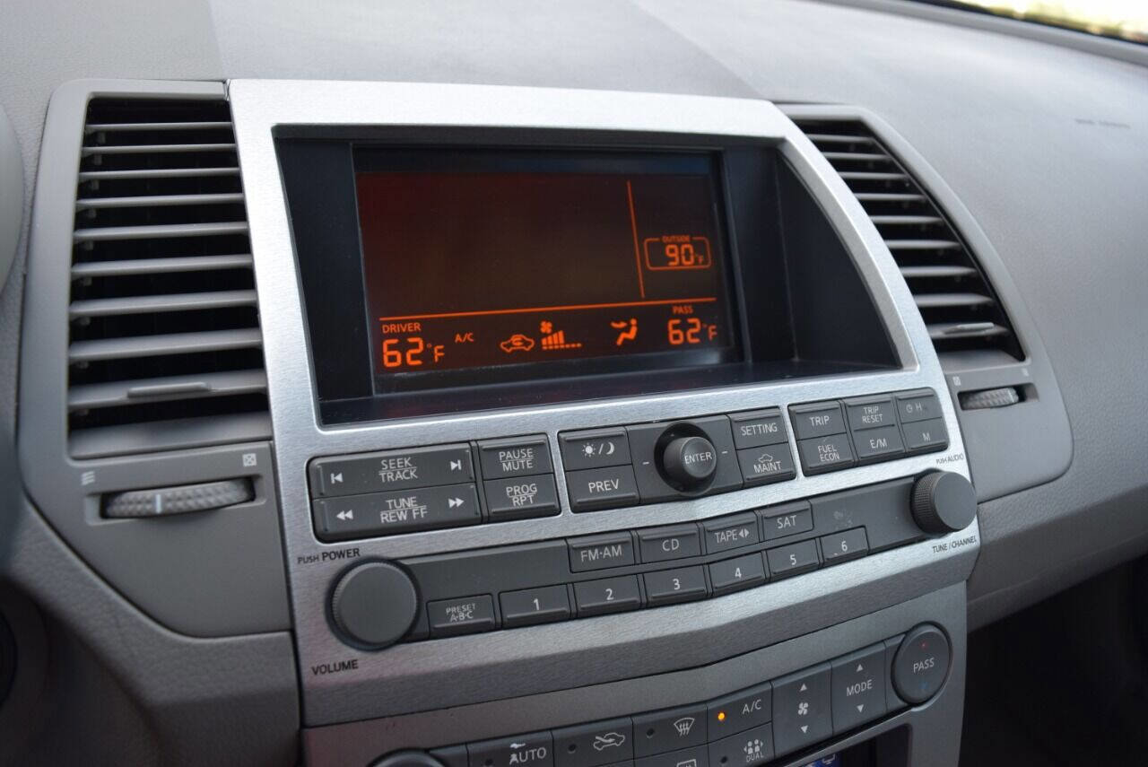 Used 2005 Nissan Maxima 3.5 SE image 23