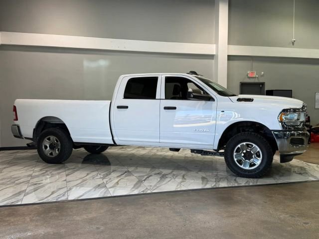 Used 2021 RAM 3500 Tradesman w/ Chrome Appearance Group AWD/4WD image 5