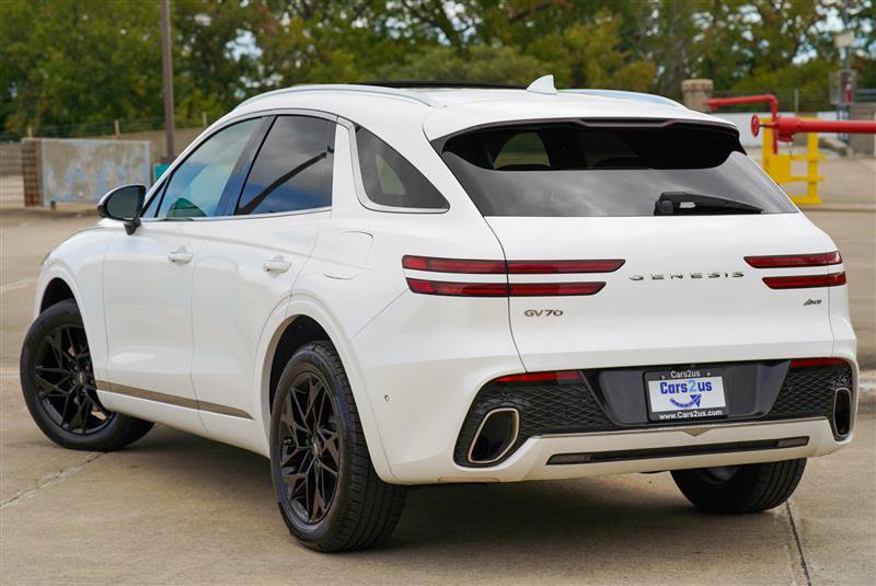Used 2022 Genesis GV70 2.5T w/ Advanced Package AWD/4WD image 5