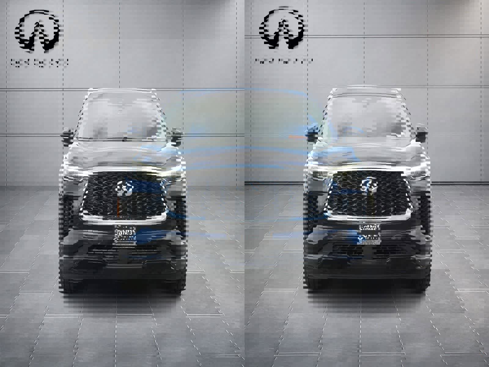 Certified 2023 INFINITI QX60 Luxe w/ Cargo Package FWD image 2